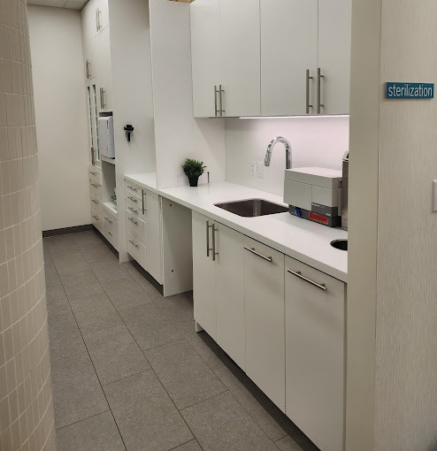 Summer Breeze Dental dental clinic in Scarborough - Photo 4